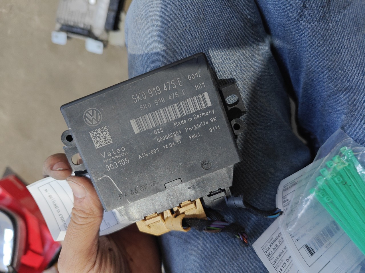 Modulo Eletrico VOLKSWAGEN GOLF VI (5K1) | 08 - 14 Imagem-0 Modulo Eletrico VOLKSWAGEN GOLF VI (5K1) | 08 - 14 Imagem-0