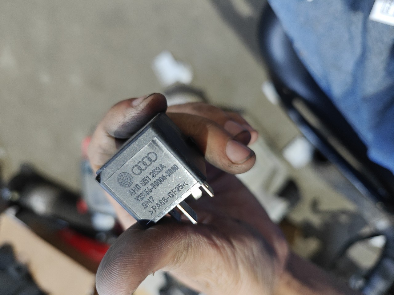 Rele VOLKSWAGEN GOLF VI (5K1) | 08 - 14 Imagem-1 Rele VOLKSWAGEN GOLF VI (5K1) | 08 - 14 Imagem-1