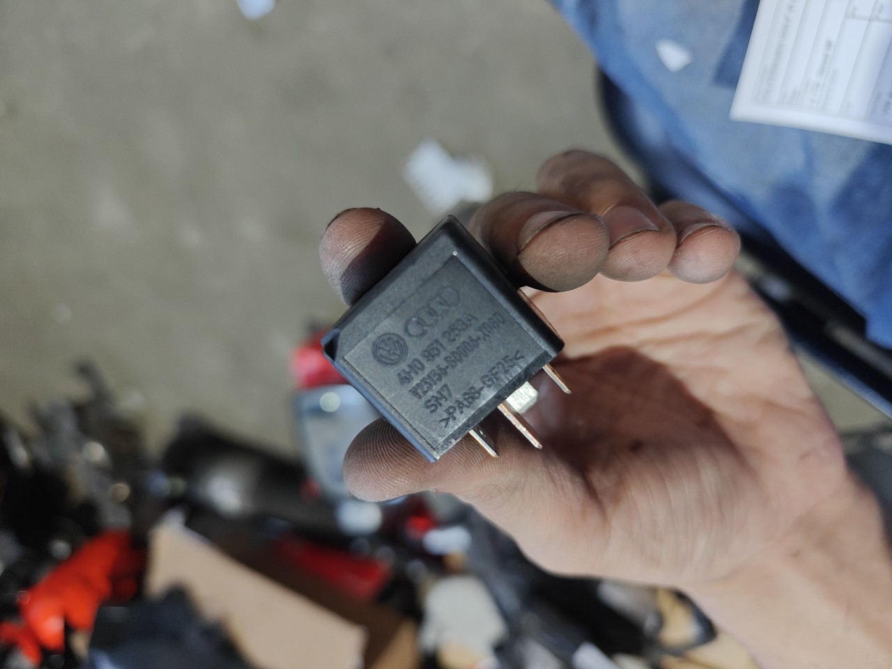 Rele VOLKSWAGEN GOLF VI (5K1) | 08 - 14 Imagem-1 Rele VOLKSWAGEN GOLF VI (5K1) | 08 - 14 Imagem-1