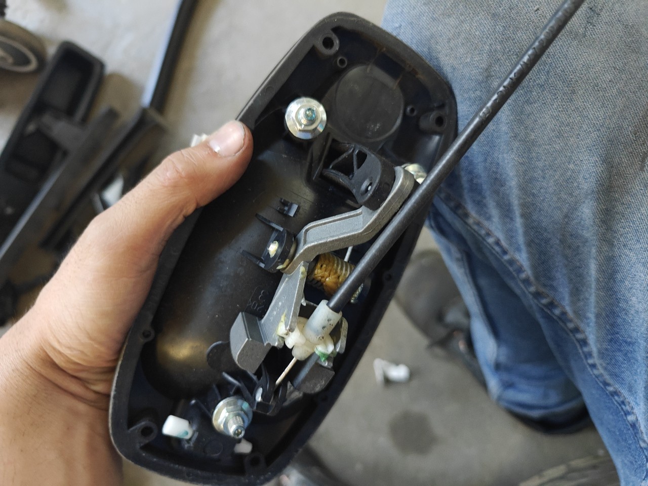 Puxador Exterior Porta Frente Direita FIAT DOBLO Camião de plataforma/chassis (263_) | 10 -  Imagem-4 Puxador Exterior Porta Frente Direita FIAT DOBLO Camião de plataforma/chassis (263_) | 10 -  Imagem-4