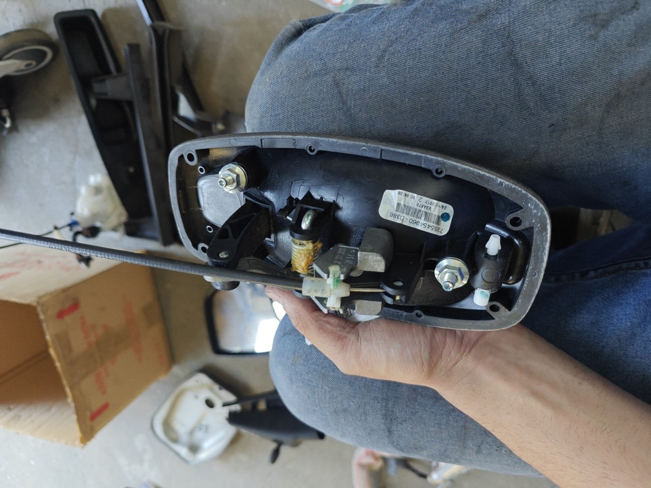 Puxador Exterior Porta Frente Direita FIAT DOBLO Camião de plataforma/chassis (263_) | 10 -  Imagem-8 Puxador Exterior Porta Frente Direita FIAT DOBLO Camião de plataforma/chassis (263_) | 10 -  Imagem-8