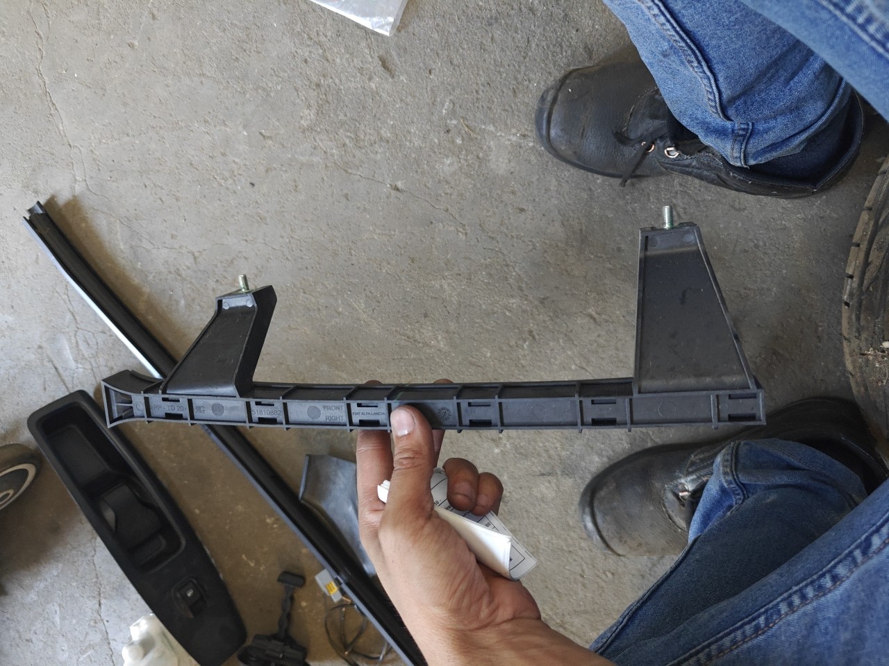 Calha do Vidro Porta Frente Direita FIAT DOBLO Camião de plataforma/chassis (263_) | 10 - 