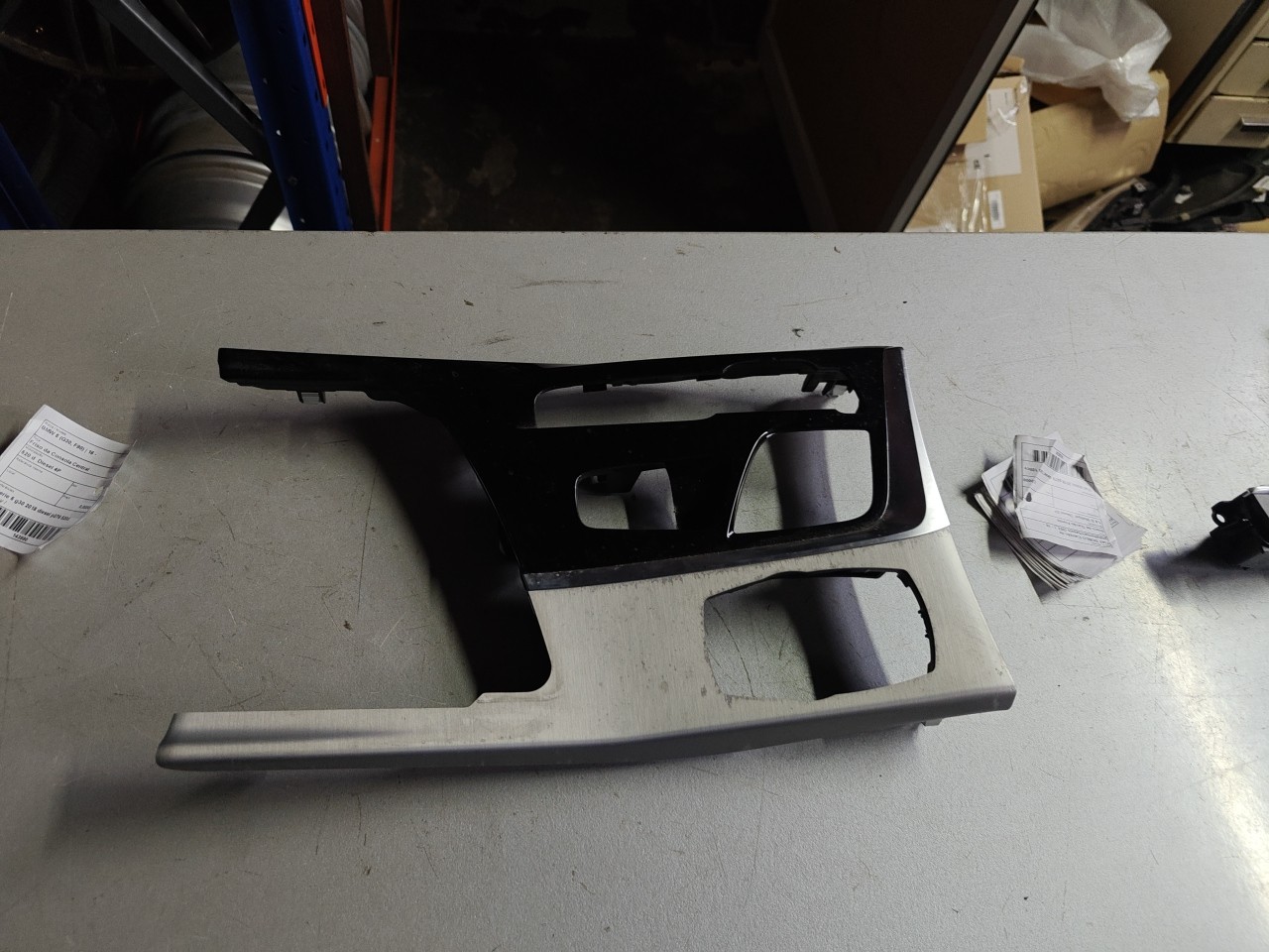 Friso da Consola Central BMW 5 (G30, F90) | 16 - 