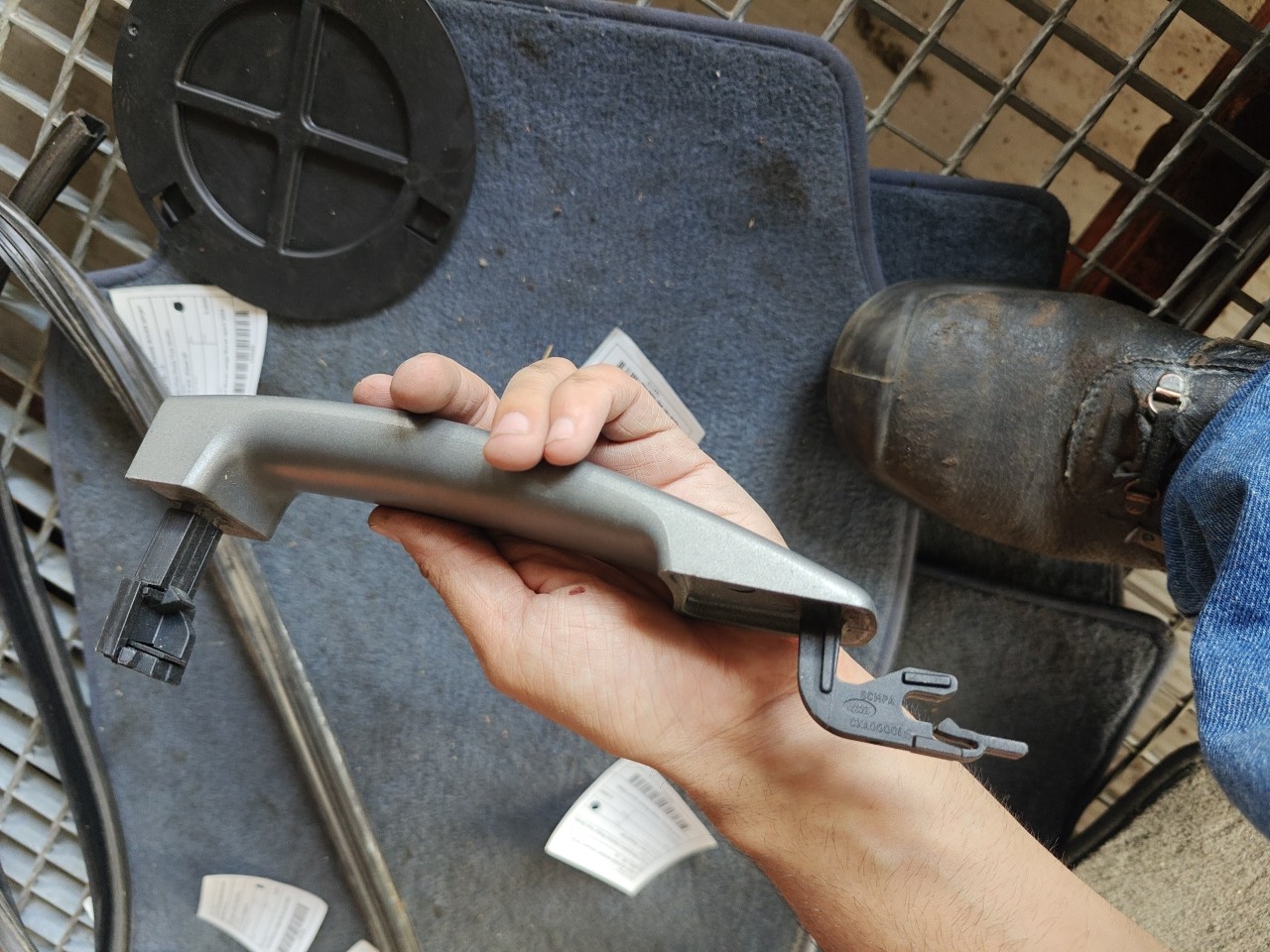 Puxador Exterior Porta Tras Direita LAND ROVER RANGE ROVER SPORT (L320) | 05 - 13 Imagem-3