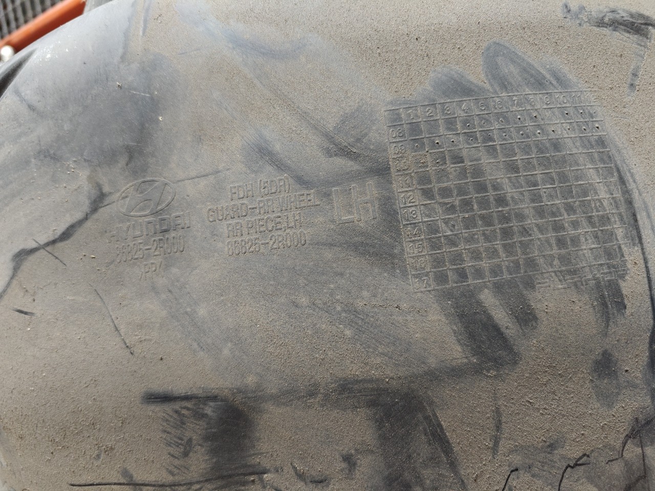 Cava de Roda Tras Esquerda resguardo HYUNDAI i30 (FD) | 07 - 12 Imagem-1 Cava de Roda Tras Esquerda resguardo HYUNDAI i30 (FD) | 07 - 12 Imagem-1