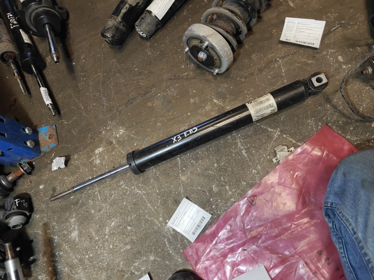 Amortecedor Tras / Traseiro BMW X3 (E83) | 03 - 11