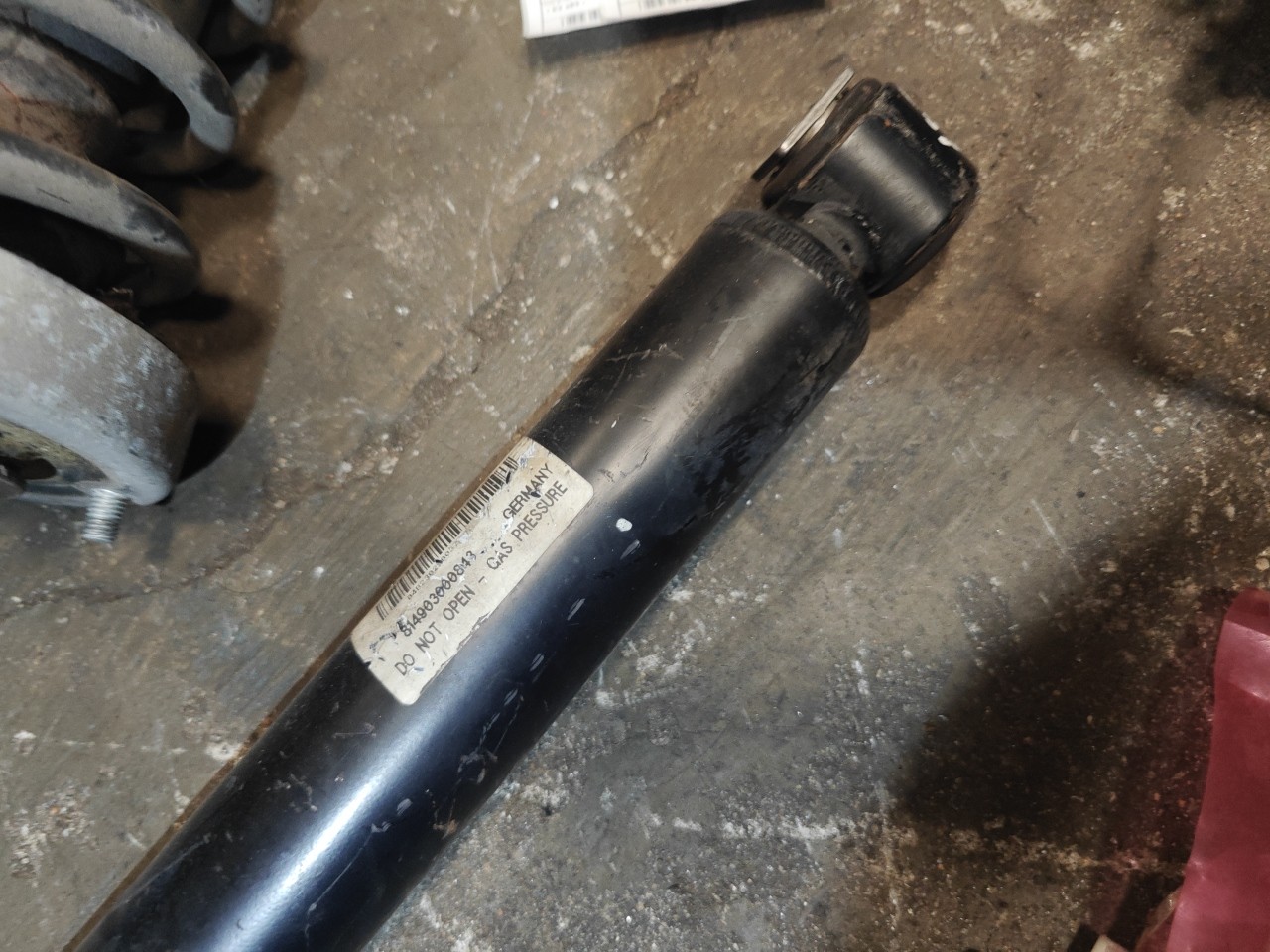 Amortecedor Tras / Traseiro BMW X3 (E83) | 03 - 11 Imagem-2 Amortecedor Tras / Traseiro BMW X3 (E83) | 03 - 11 Imagem-2