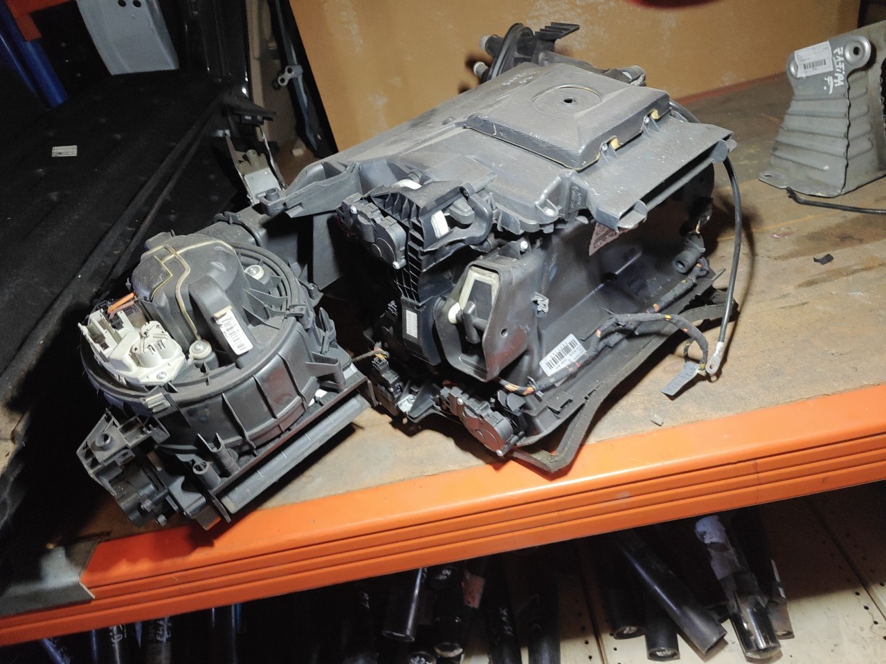 Carcaça da Chaufagem BMW 3 (E90) | 04 - 12