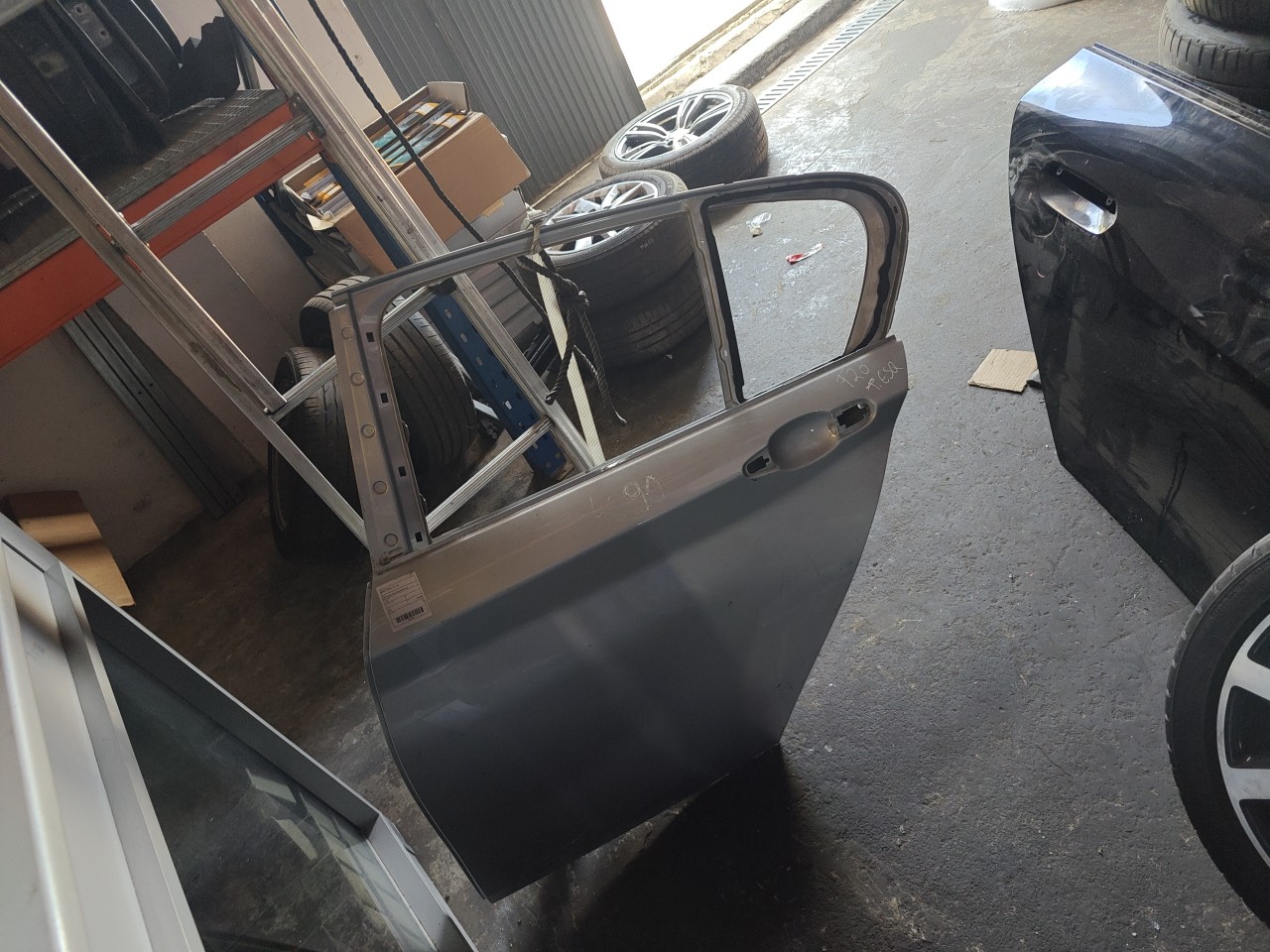 Porta Tras Esquerda nua BMW 1 (F20) | 11 - 19