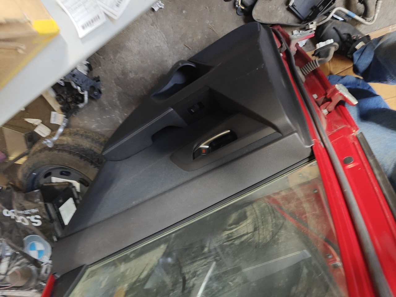 Porta Tras Direita com acessorios TOYOTA AURIS (_E18_) | 12 - 18 Imagem-4 Porta Tras Direita com acessorios TOYOTA AURIS (_E18_) | 12 - 18 Imagem-4