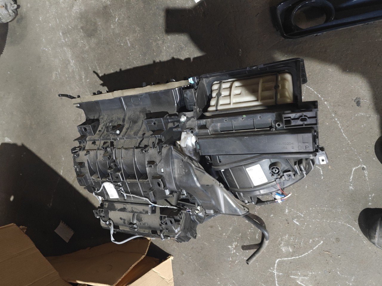 Carcaça da Chaufagem TOYOTA AURIS (_E18_) | 12 - 18