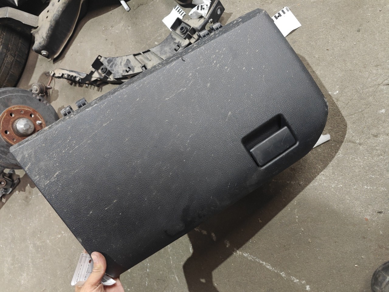 Porta Luvas TOYOTA AURIS (_E18_) | 12 - 18