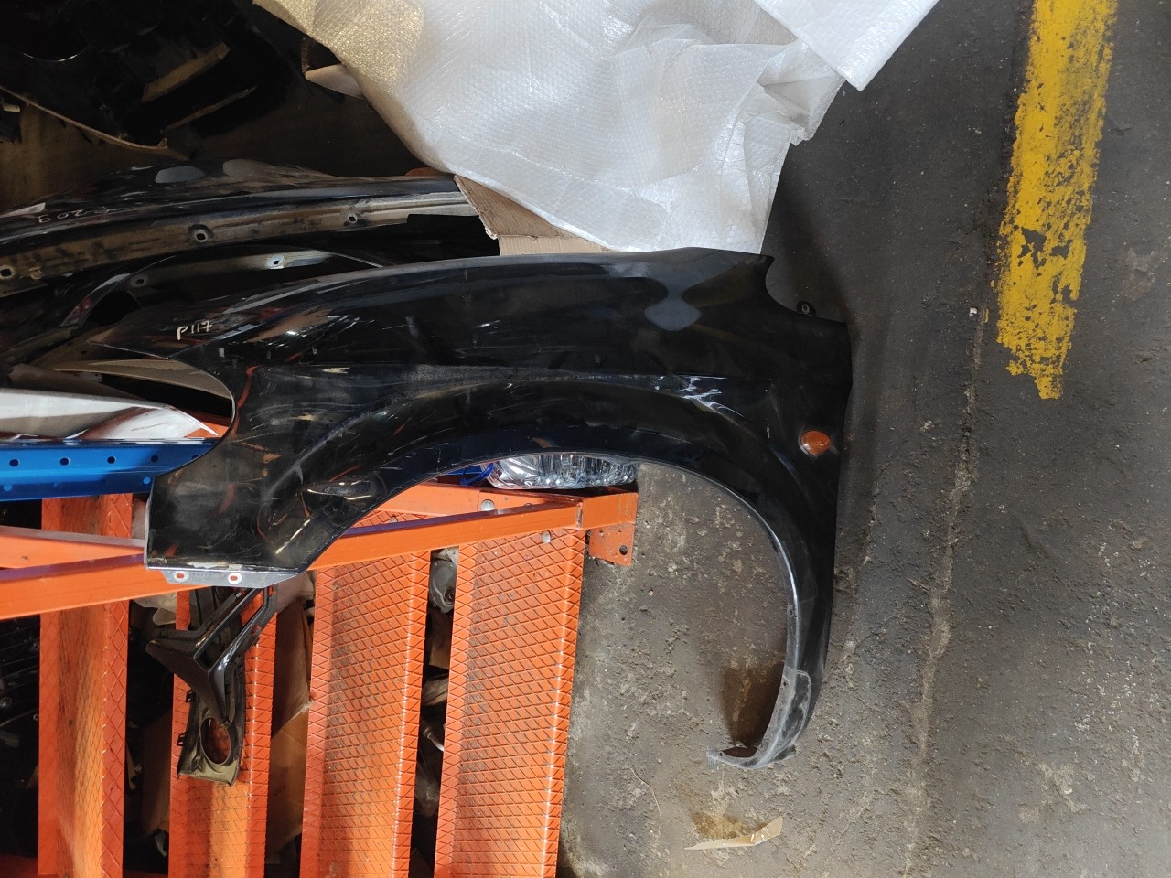 Left Fender CHRYSLER VOYAGER III (RG, RS) | 99 - 08