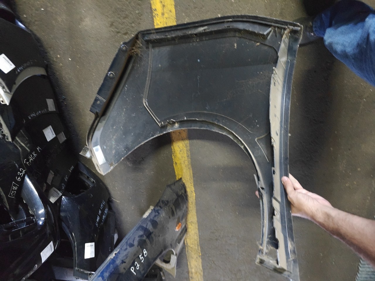 Guarda Lamas Tras Esquerdo BMW i3 (I01) | 13 -  Imagem-3 Guarda Lamas Tras Esquerdo BMW i3 (I01) | 13 -  Imagem-3