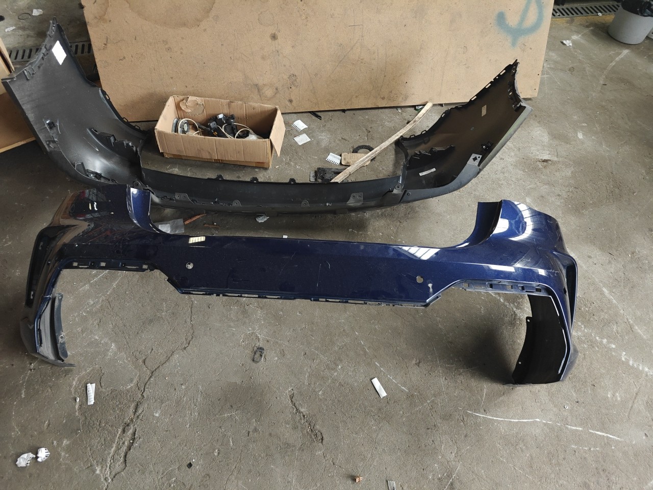 Parachoques Trás / Para Choques traseiro nu RENAULT Clio II (BB0/1/2_, CB0/1/2_)