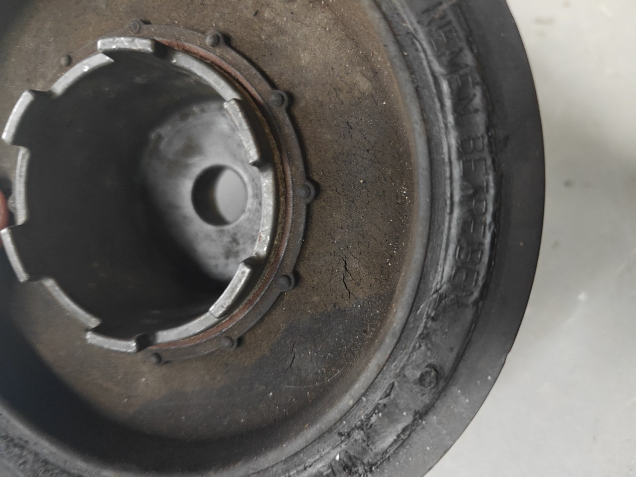 Polia da Cambota BMW 3 (E90) | 04 - 12 Imagem-1