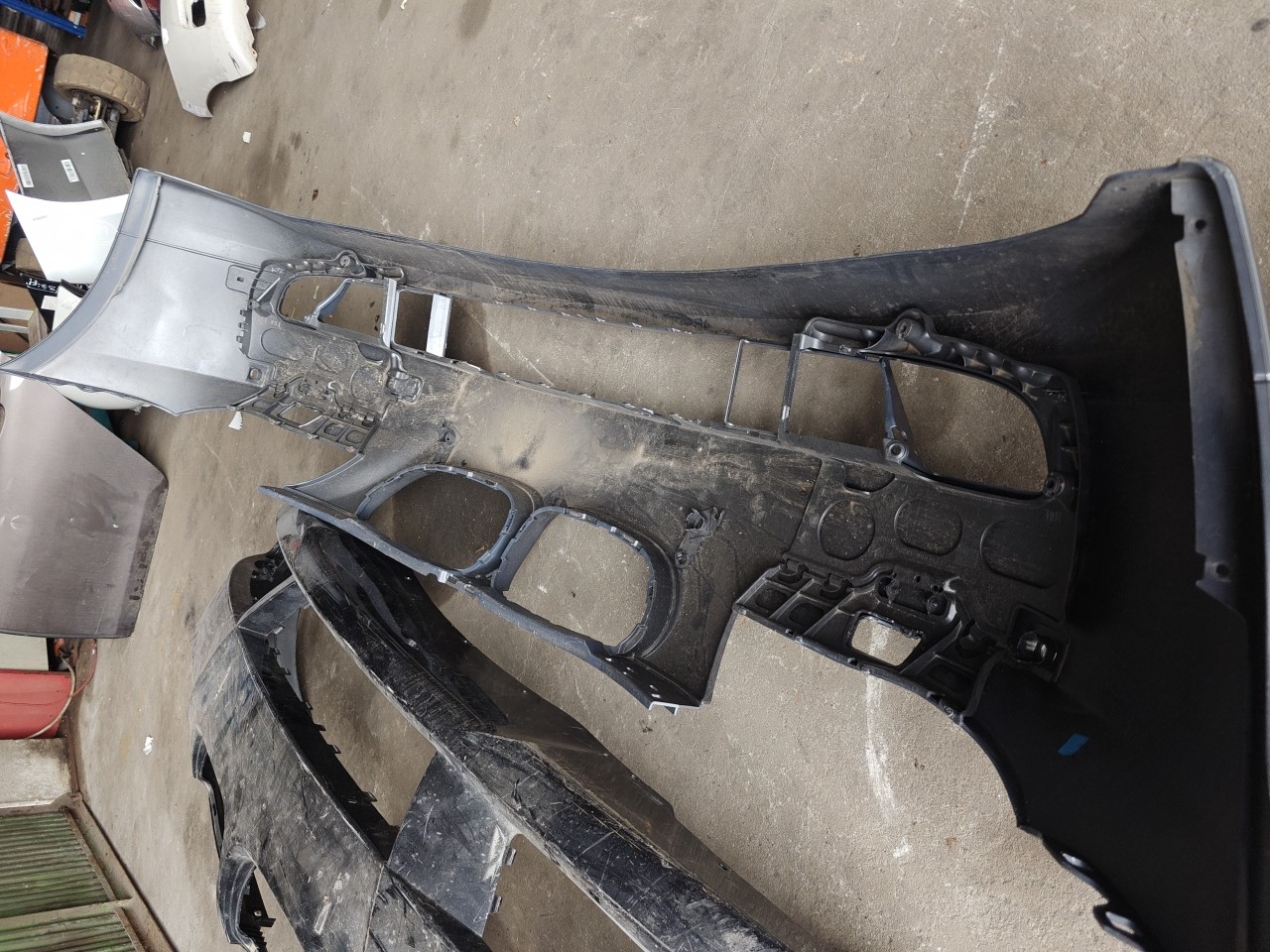 Parachoques Frente / Para Choques Frontal nu BMW 5 (E60) | 01 - 10 Imagem-9