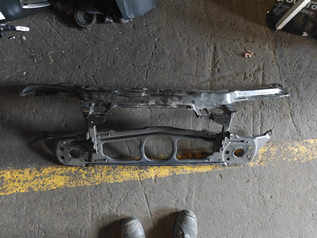 Frente em Fibra ou Chapa BMW 3 (E46) | 97 - 05