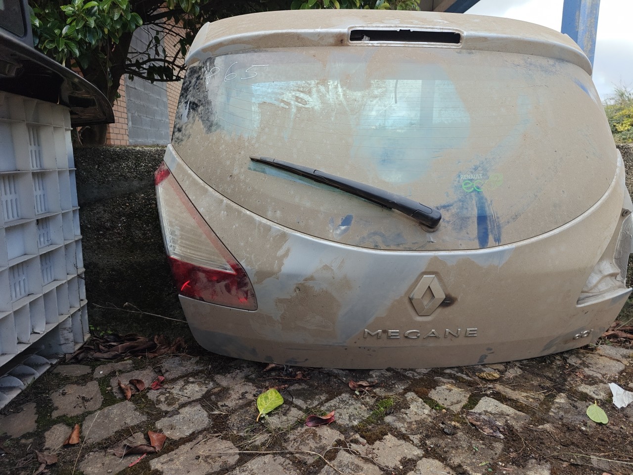 Tampa da Mala nua RENAULT MEGANE III Hatchback (BZ0/1_) | 08 -  Imagem-1