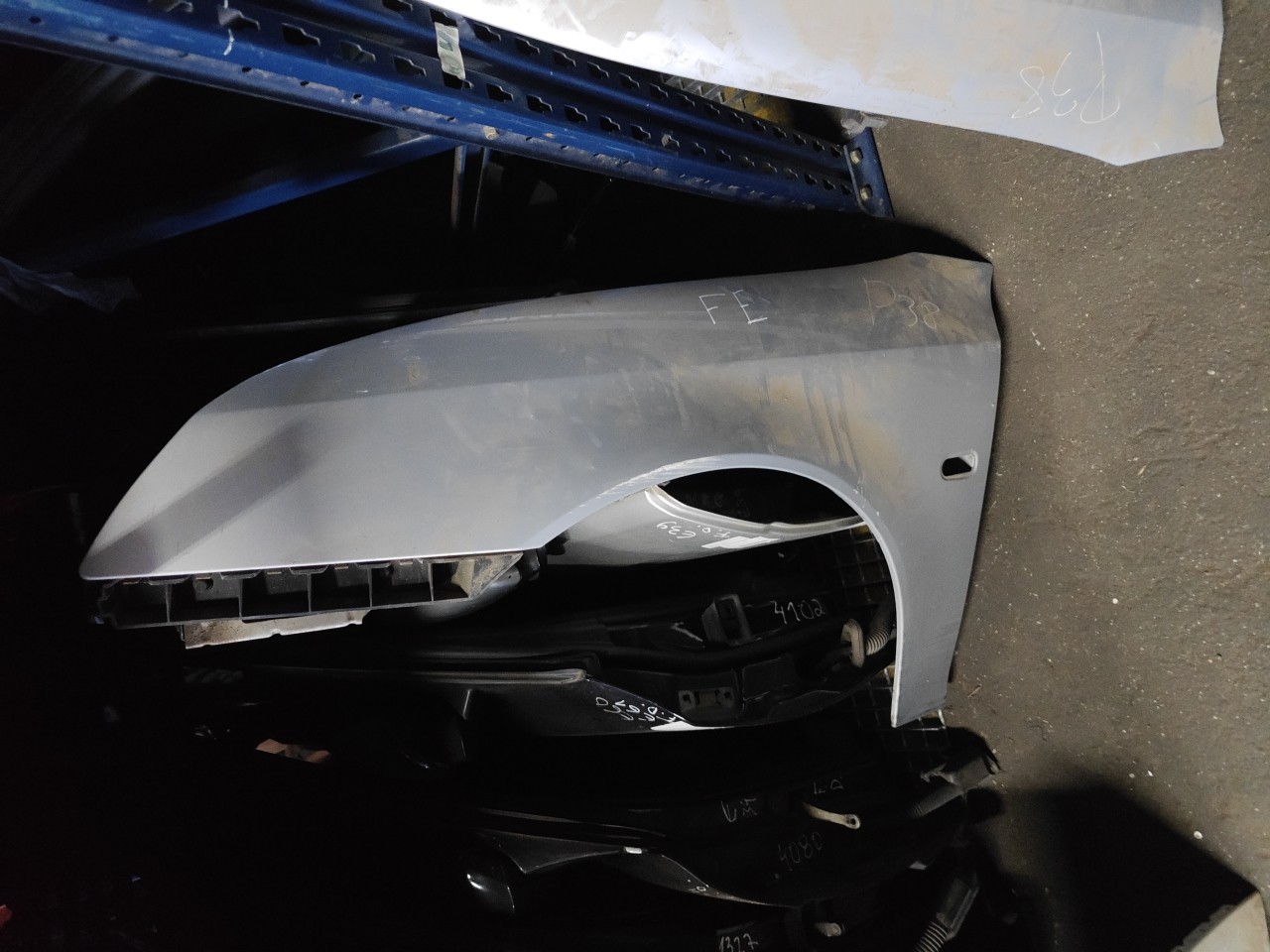 Guarda Lamas Frente Esquerdo SAAB 9-3 Cabriolet (YS3F) | 03 - 15