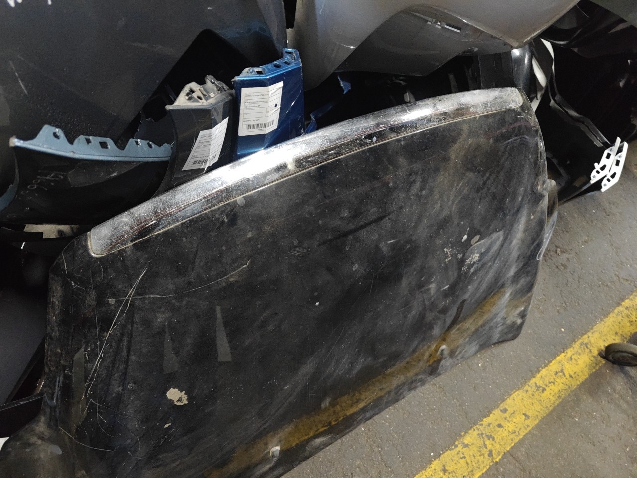 Capo FORD FOCUS II (DA_, HCP, DP) | 04 - 13 Imagem-2 Capo FORD FOCUS II (DA_, HCP, DP) | 04 - 13 Imagem-2