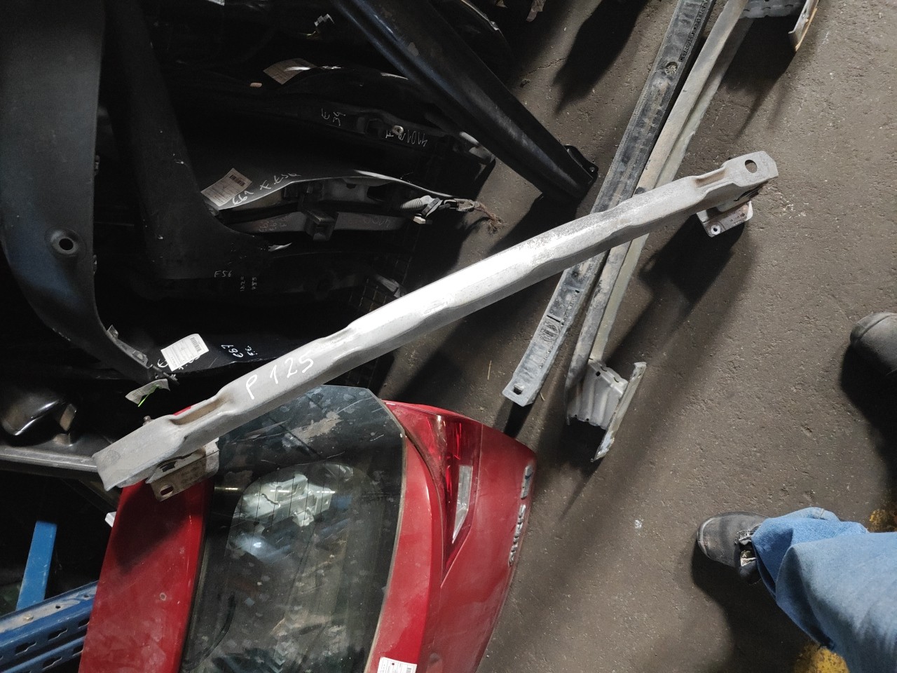 Reforço do Parachoques de Tras / traseiro RENAULT MEGANE II (BM0/1_, CM0/1_) | 01 - 12