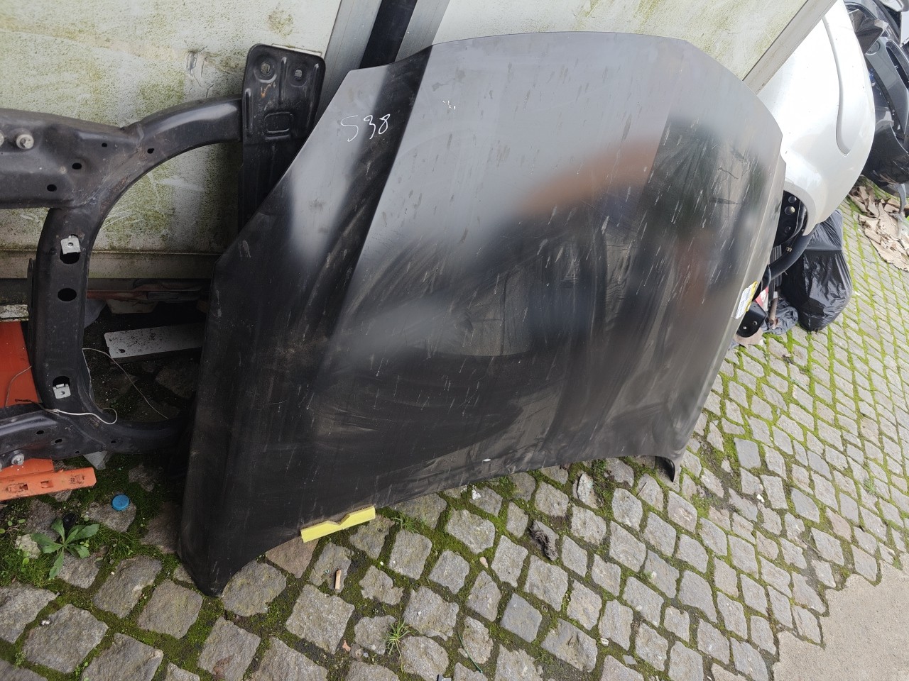 Capot / Capom / Capo OPEL INSIGNIA A (G09) | 08 - 17 Imagem-1 Capot / Capom / Capo OPEL INSIGNIA A (G09) | 08 - 17 Imagem-1