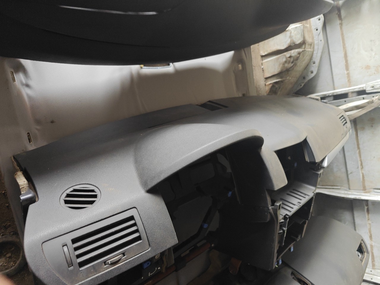 Dashboard OPEL ASTRA H (A04) | 04 - 14 Imagem-1 Dashboard OPEL ASTRA H (A04) | 04 - 14 Imagem-1