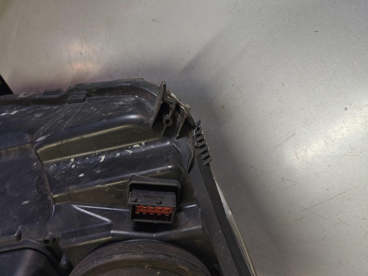 Farol Frente Esquerdo / Otica Esquerda OPEL ASTRA H (A04) | 04 - 14 Imagem-9 Farol Frente Esquerdo / Otica Esquerda OPEL ASTRA H (A04) | 04 - 14 Imagem-9