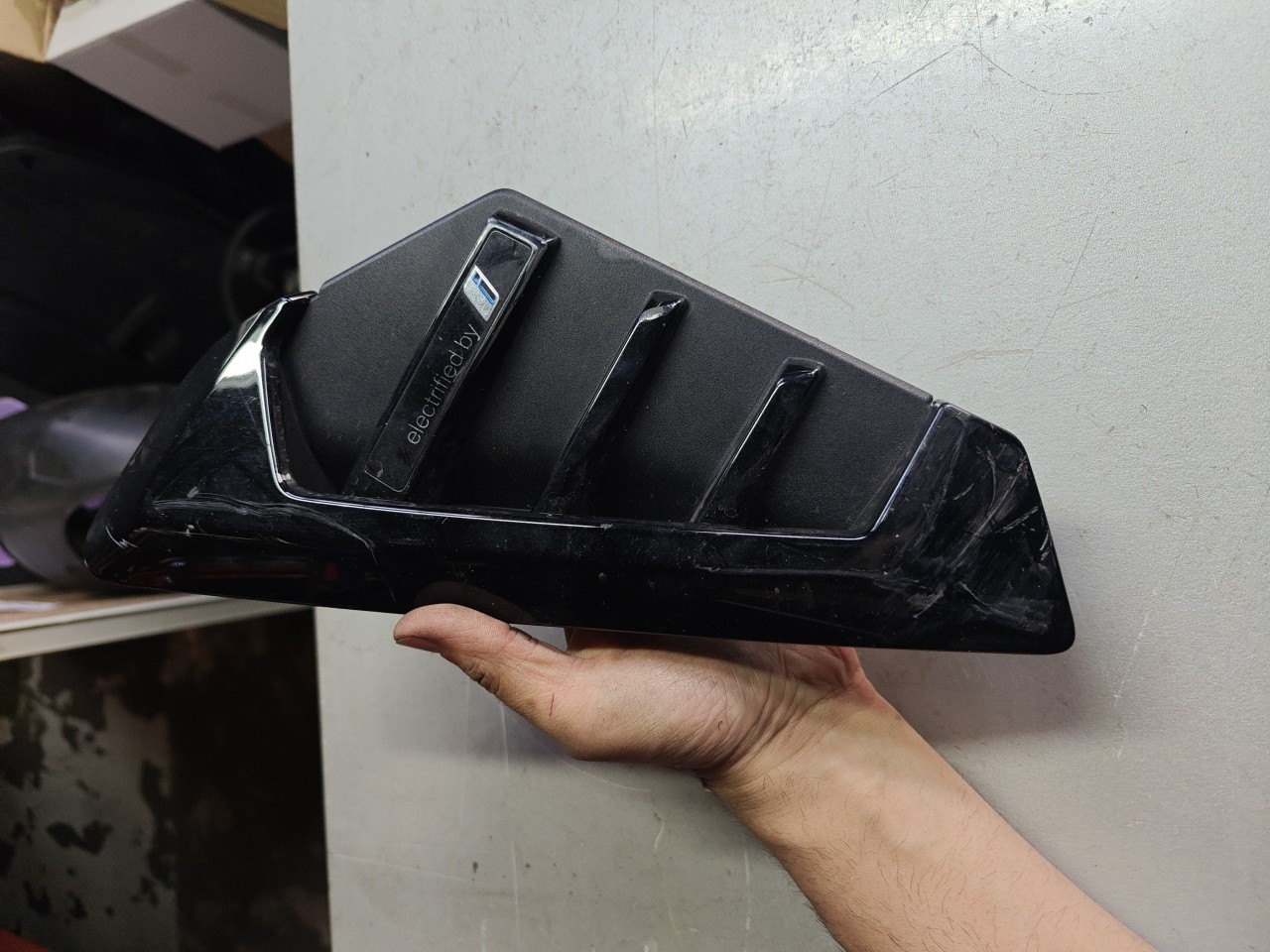 Friso / Aba Guarda Lamas Esquerdo BMW X5 (G05, F95) | 18 - 