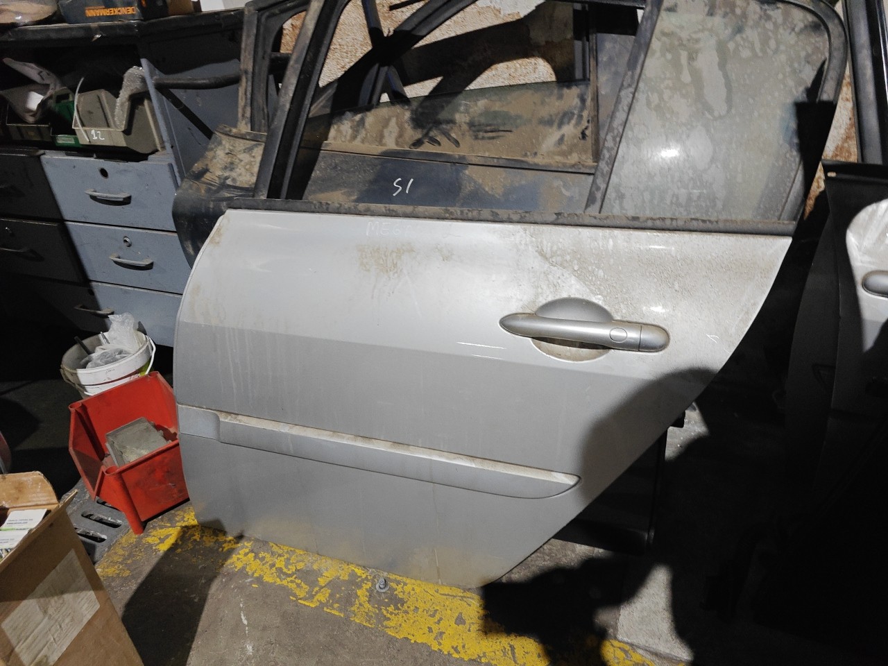 Porta Tras Esquerda nua RENAULT MEGANE II (BM0/1_, CM0/1_) | 01 - 12 Imagem-1