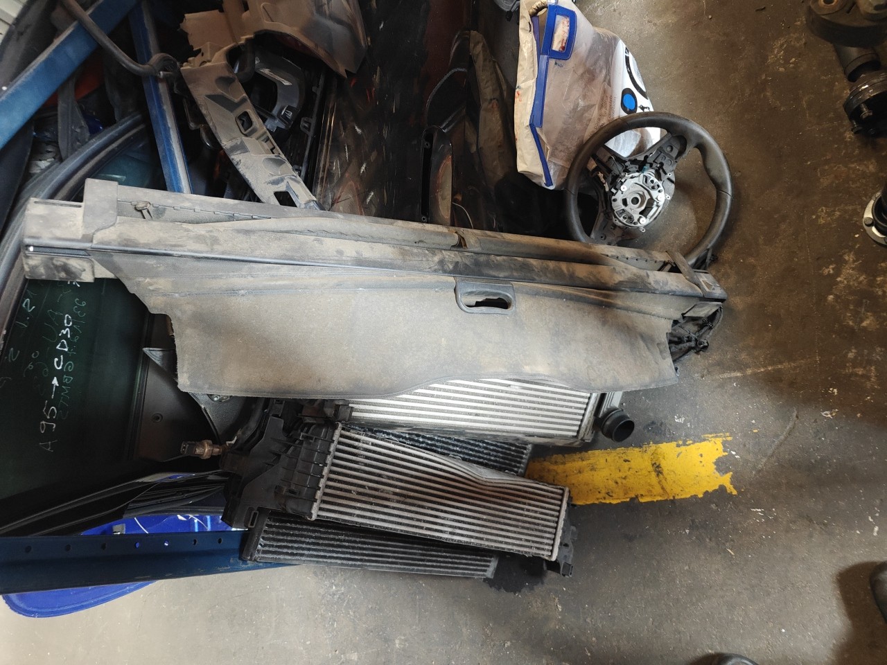 Cortina / Chapeleira da Mala BMW 5 Touring (F11) | 09 - 17