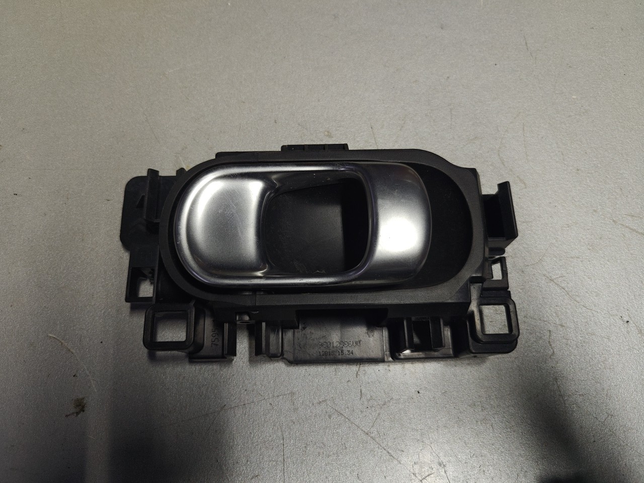 Puxador Interior Porta Frente Esquerda CITROEN C4 CACTUS | 14 - 