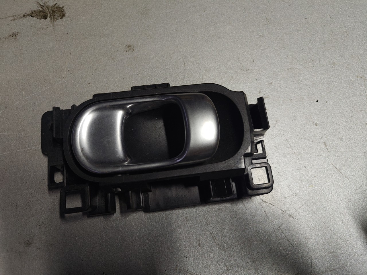 Puxador Interior Porta Tras Esquerda CITROEN C4 CACTUS | 14 - 
