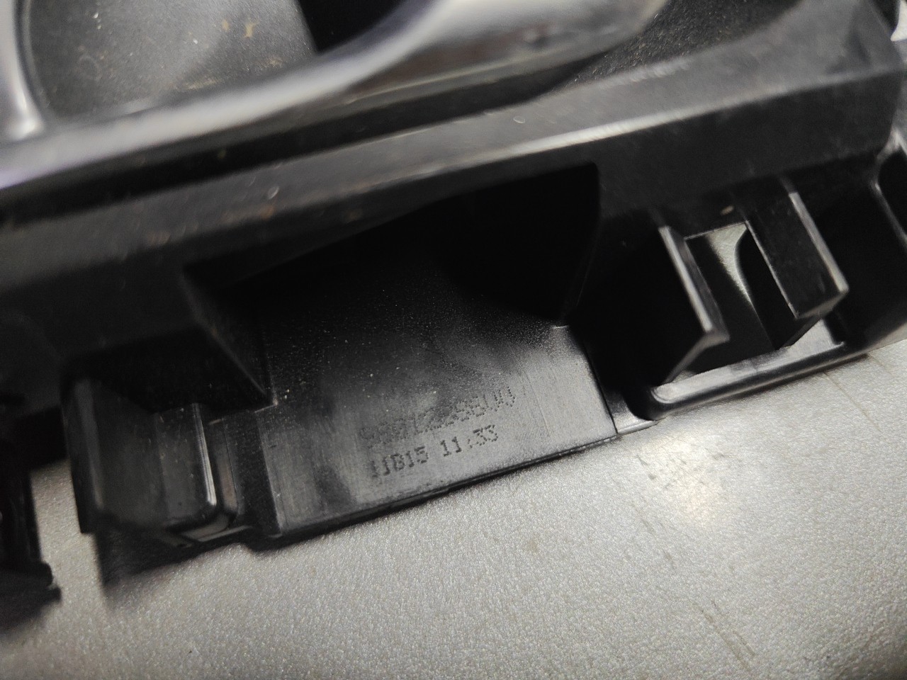 Puxador Interior Porta Tras Esquerda CITROEN C4 CACTUS | 14 -  Imagem-1