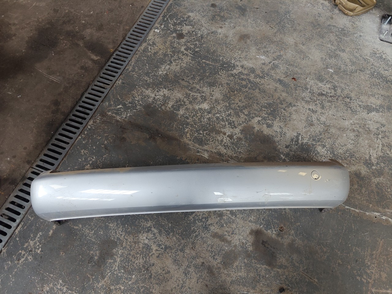 Parachoques Trás / Para Choques traseiro nu VOLKSWAGEN CADDY III Combi (2KB, 2KJ, 2CB, 2CJ) | 04 - 15