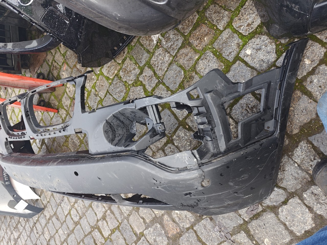 Parachoques Frente / Para Choques Frontal nu BMW X3 (E83) | 03 - 11 Imagem-3 Parachoques Frente / Para Choques Frontal nu BMW X3 (E83) | 03 - 11 Imagem-3