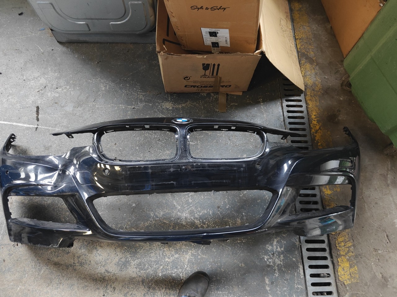 Parachoques Frente / Para Choques Frontal nu BMW 3 (F30, F80) | 11 - 18