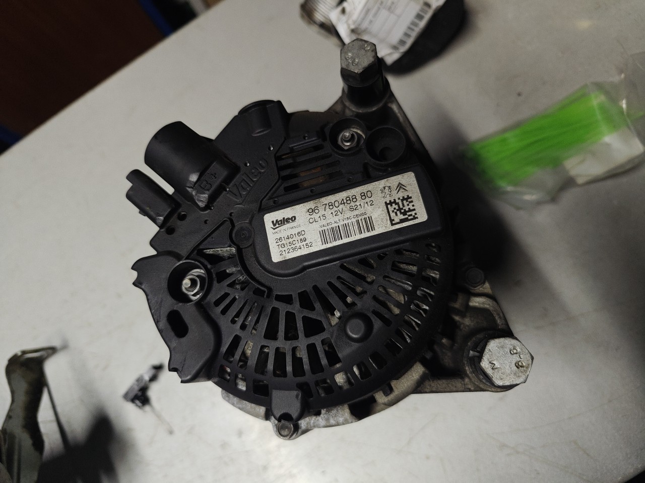 Alternador para peças PEUGEOT 308 II | 13 - 