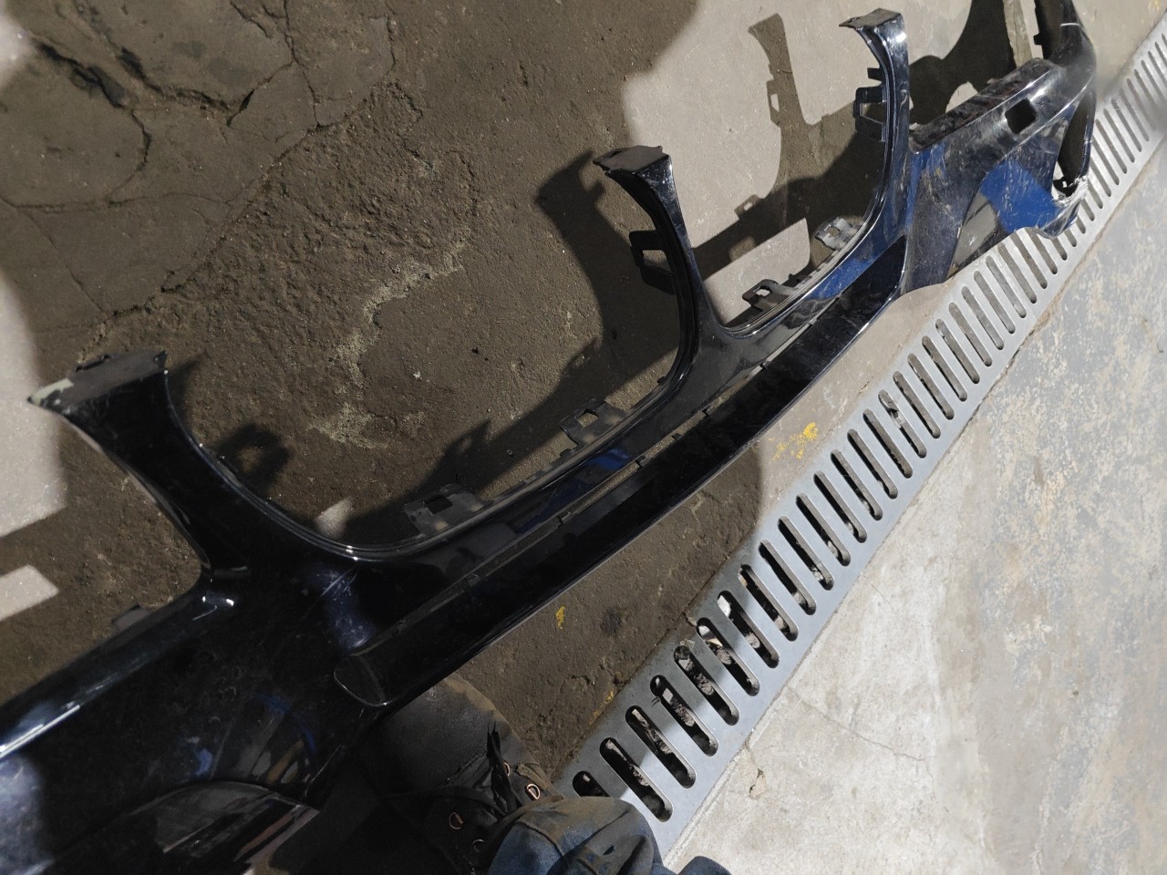 Parte de Cima do Parachoques Frente BMW X3 (E83) | 03 - 11 Imagem-3 Parte de Cima do Parachoques Frente BMW X3 (E83) | 03 - 11 Imagem-3