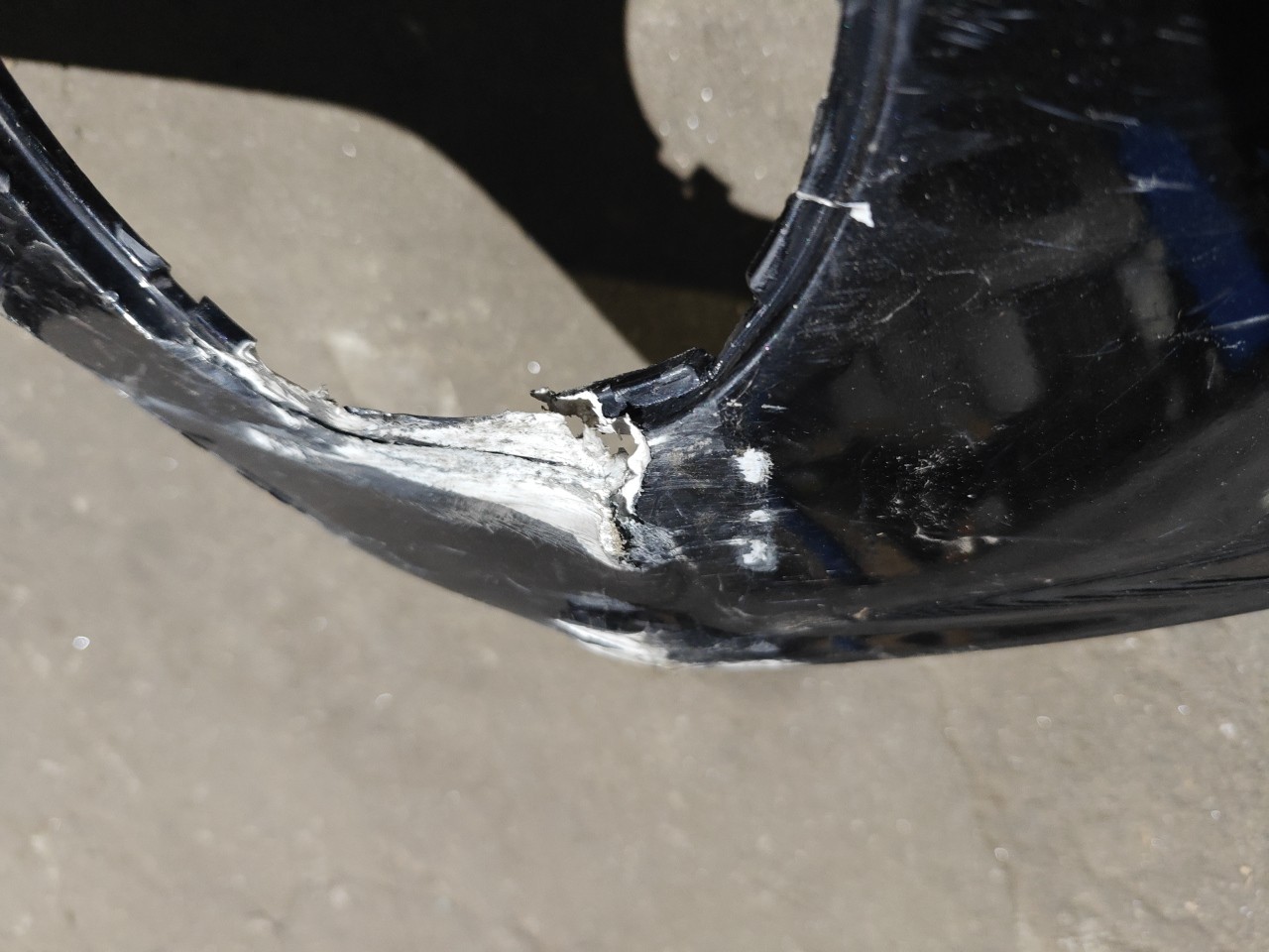 Parte de Cima do Parachoques Frente BMW X3 (E83) | 03 - 11 Imagem-10 Parte de Cima do Parachoques Frente BMW X3 (E83) | 03 - 11 Imagem-10