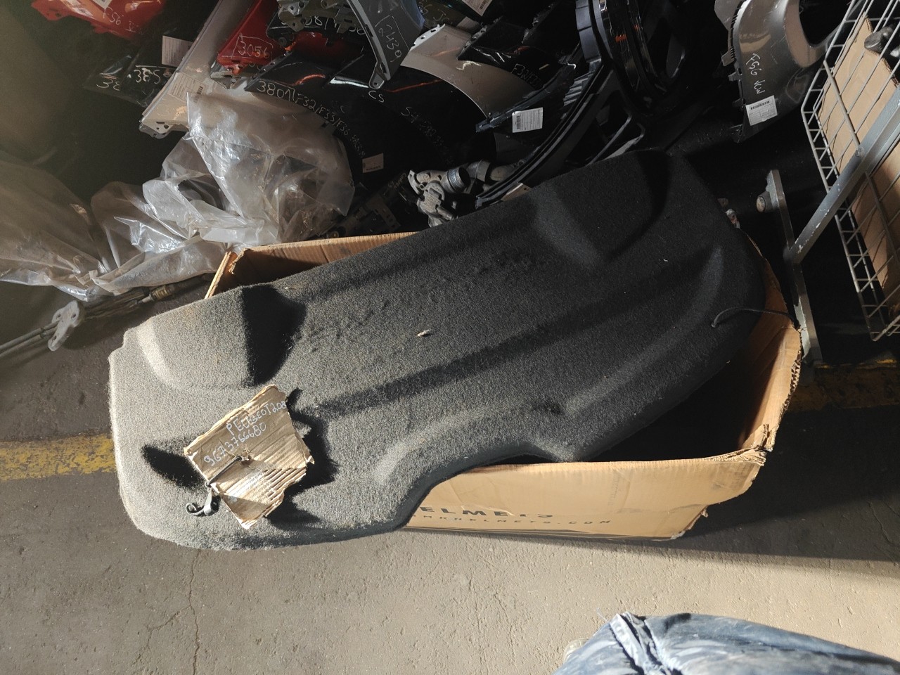 Cortina / Chapeleira da Mala PEUGEOT 208 I (CA_, CC_) | 12 - 