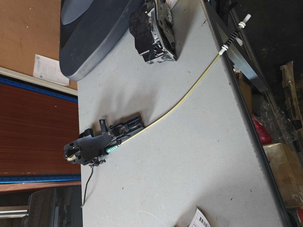 Suporte do Puxador Tras Direito BMW 1 (E87) | 03 - 13
