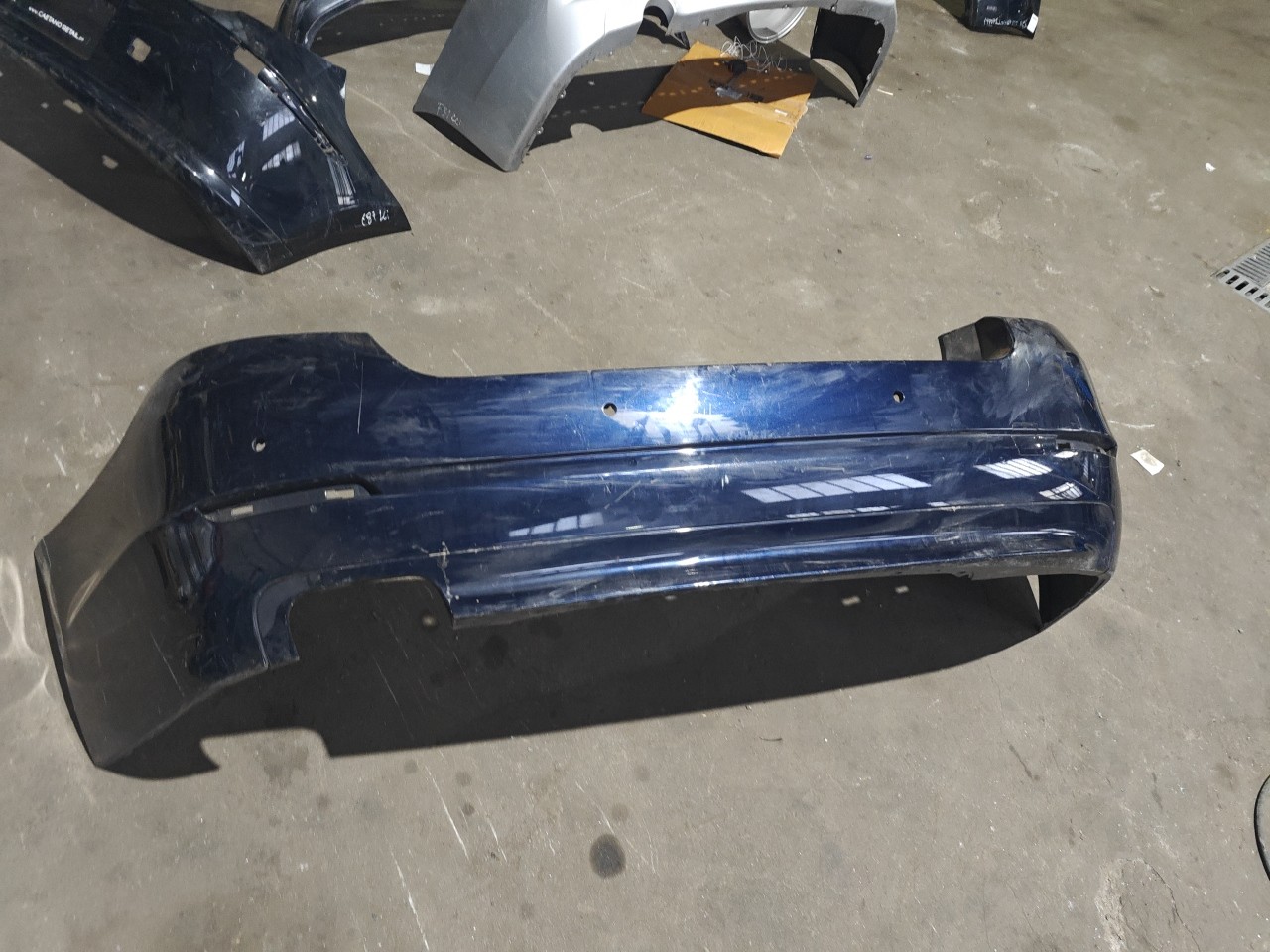 Parachoques Trás / Para Choques traseiro nu BMW 5 (F10) | 09 - 16