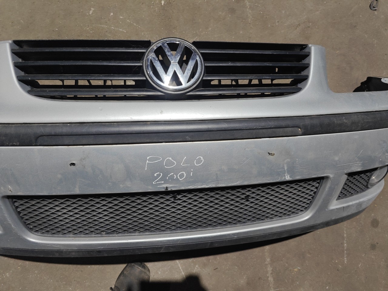 Parachoques Frente / Para Choques Frontal nu VOLKSWAGEN POLO (6N2) | 99 - 01 Imagem-3