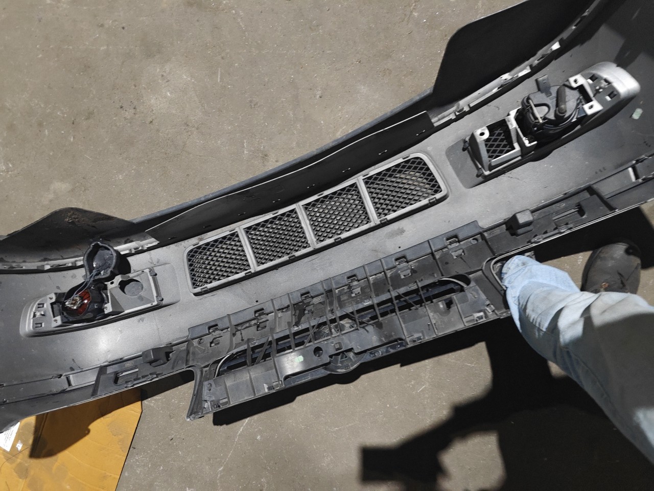 Parachoques Frente / Para Choques Frontal nu VOLKSWAGEN POLO (6N2) | 99 - 01 Imagem-8