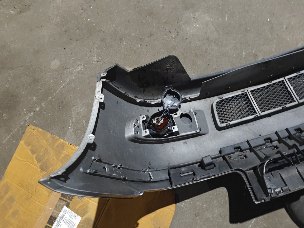 Parachoques Frente / Para Choques Frontal nu VOLKSWAGEN POLO (6N2) | 99 - 01 Imagem-9