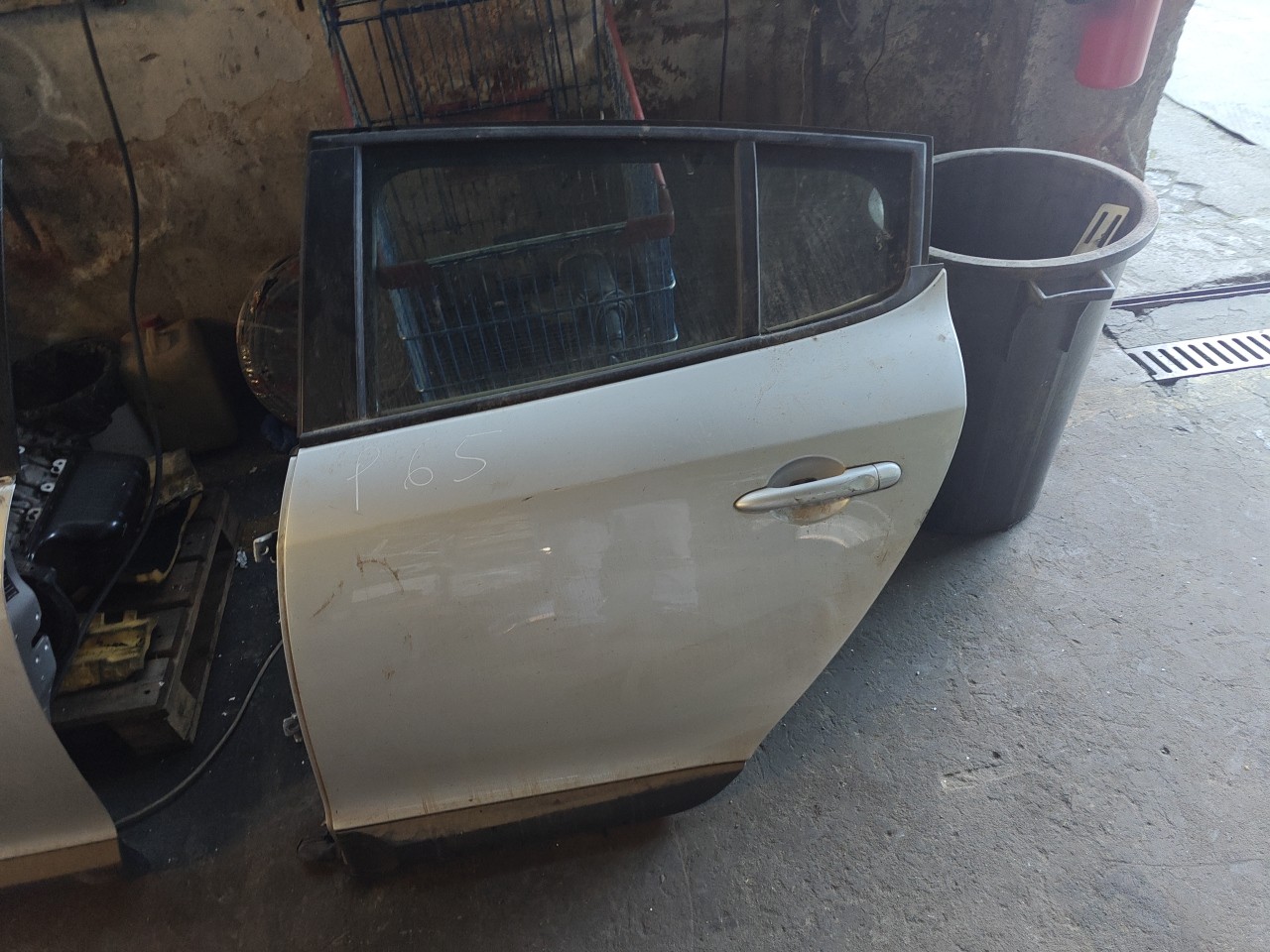 Porta Tras Esquerda nua RENAULT MEGANE III Hatchback (BZ0/1_) | 08 - 