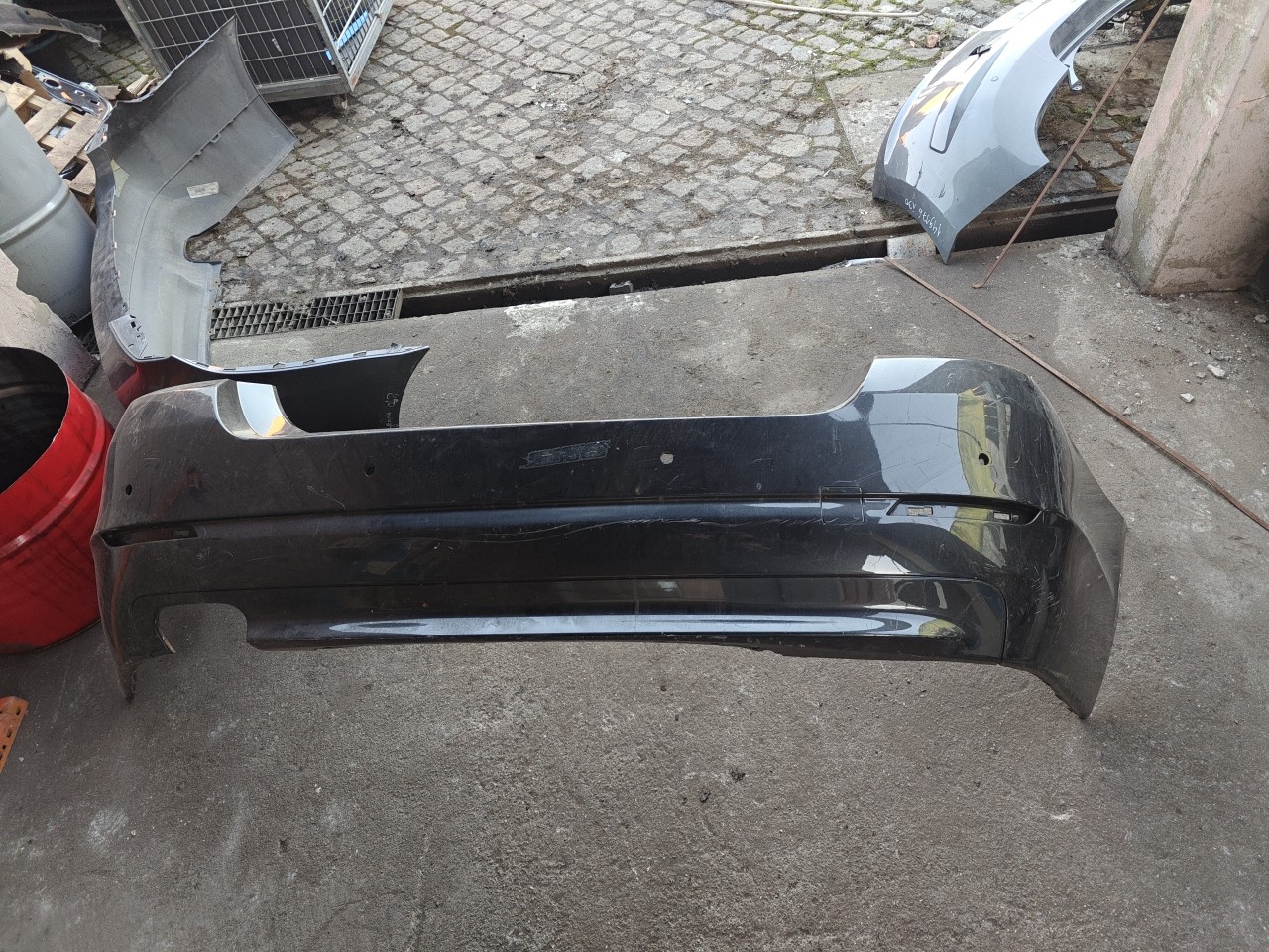 Parachoques Trás / Para Choques traseiro nu BMW 5 (F10) | 09 - 16
