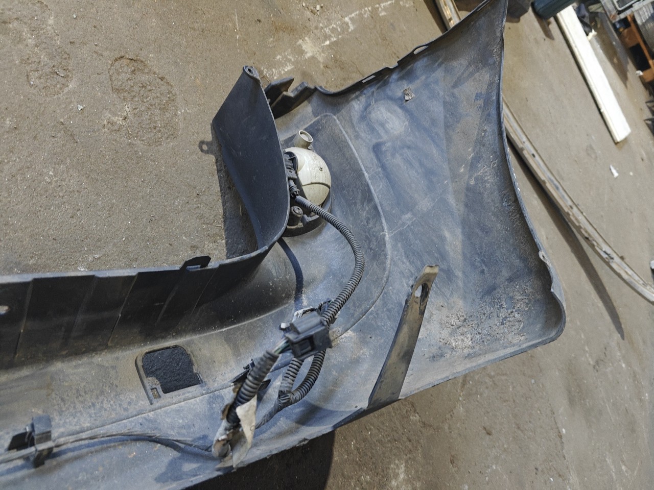 Parachoques Trás / Para Choques traseiro nu RENAULT KANGOO / GRAND KANGOO (KW0/1_) | 08 -  Imagem-17